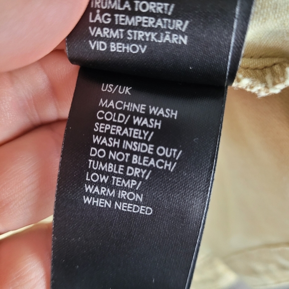 LIVERPOOL | stretch denim animal giraffe print button-up jean jacket - Picture 8 of 10